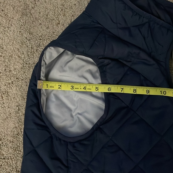 41 Hawthorne Lightweight Puffer Vest - Picture 6 of 6